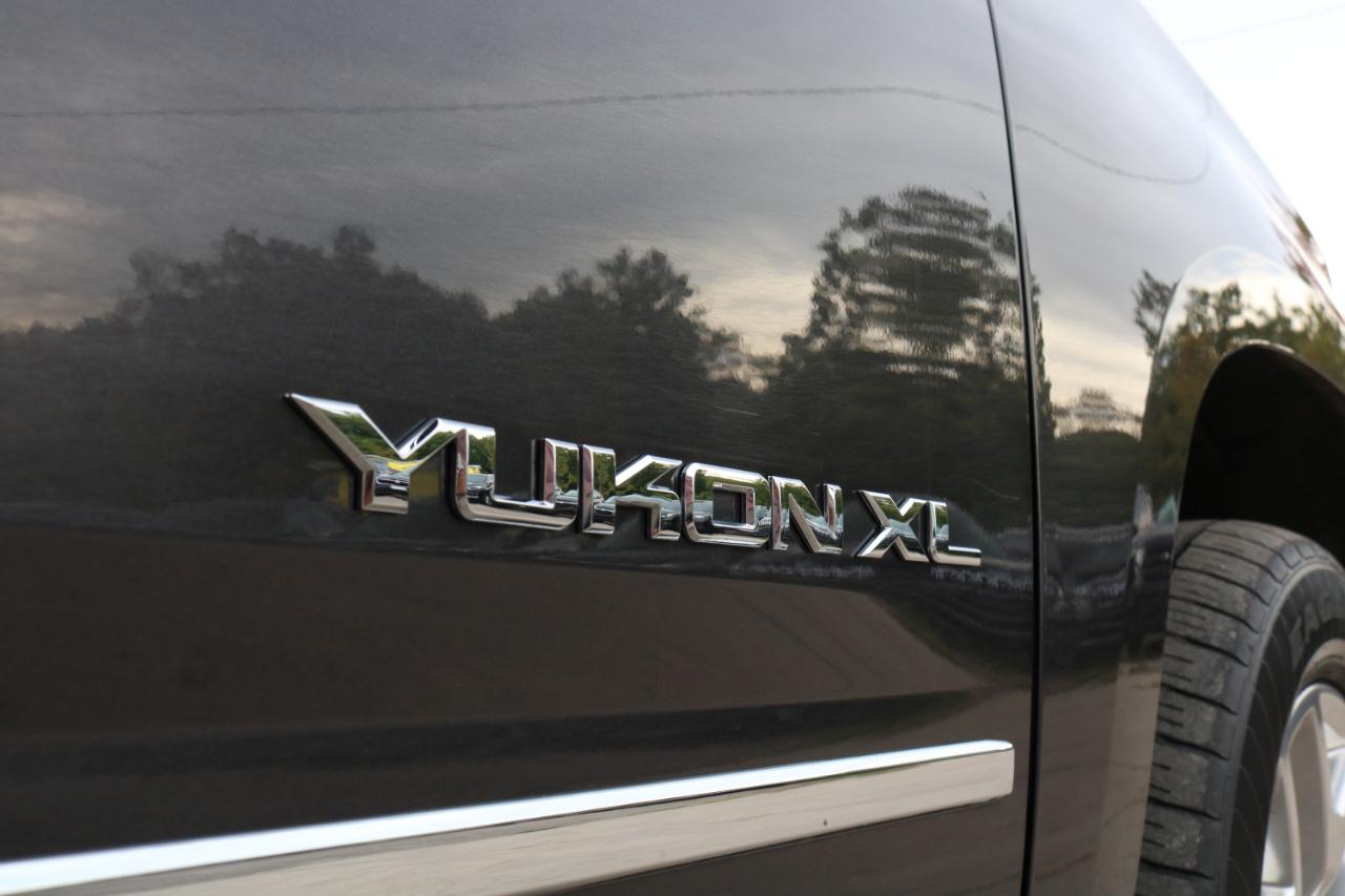 GMC Yukon XL photo 7