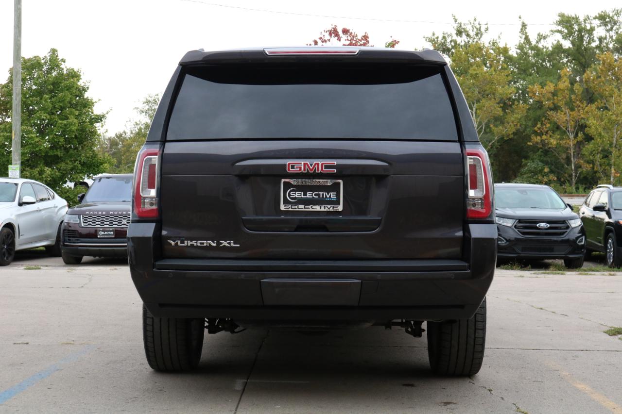 GMC Yukon XL photo 10