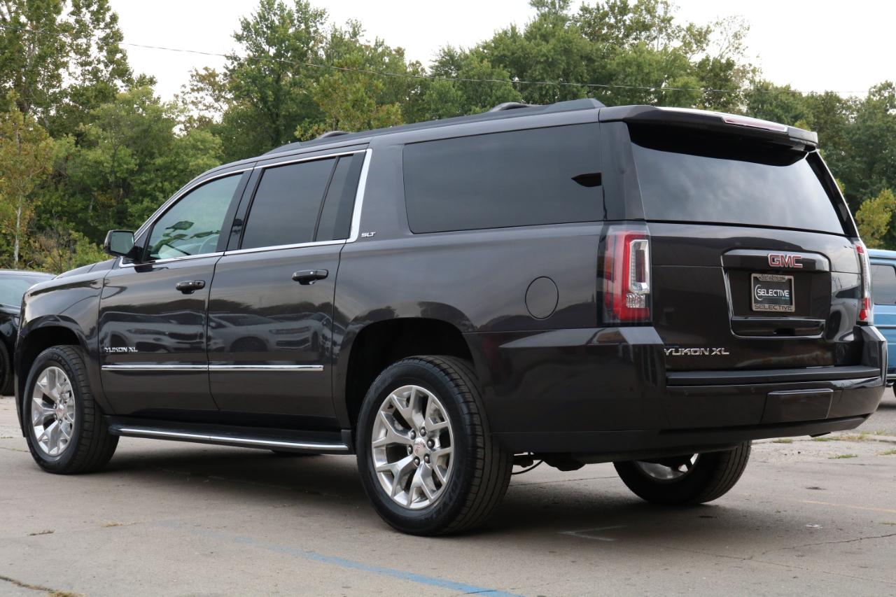 GMC Yukon XL photo 14
