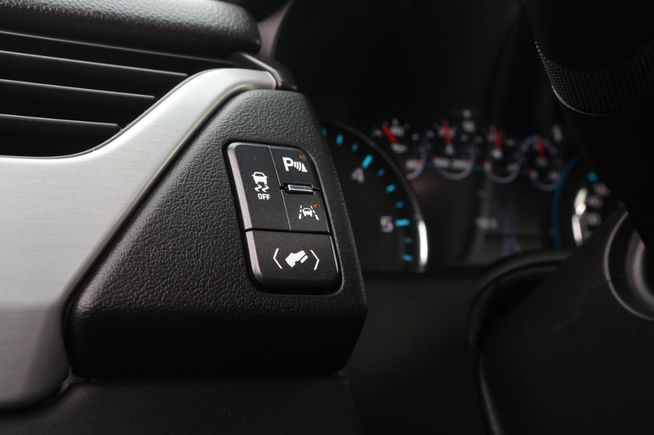 GMC Yukon XL photo 28