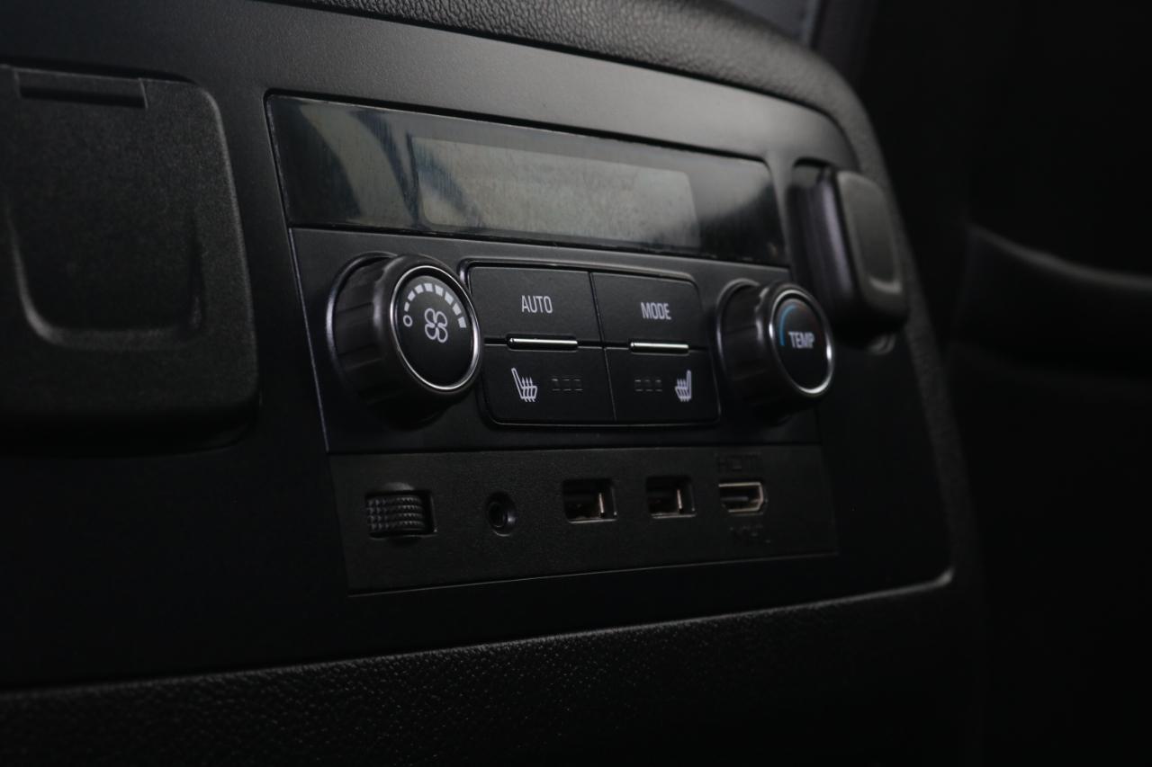 GMC Yukon XL photo 44