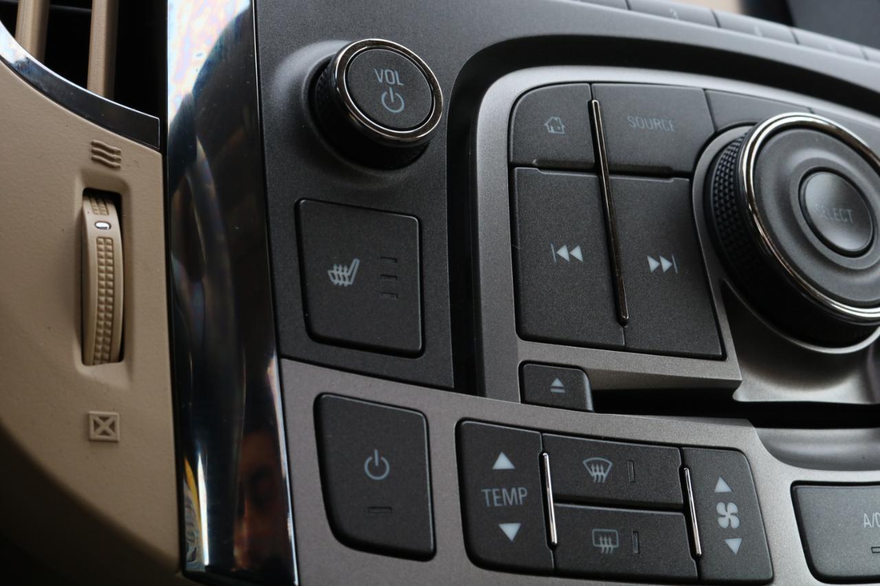 Buick LaCrosse photo 29