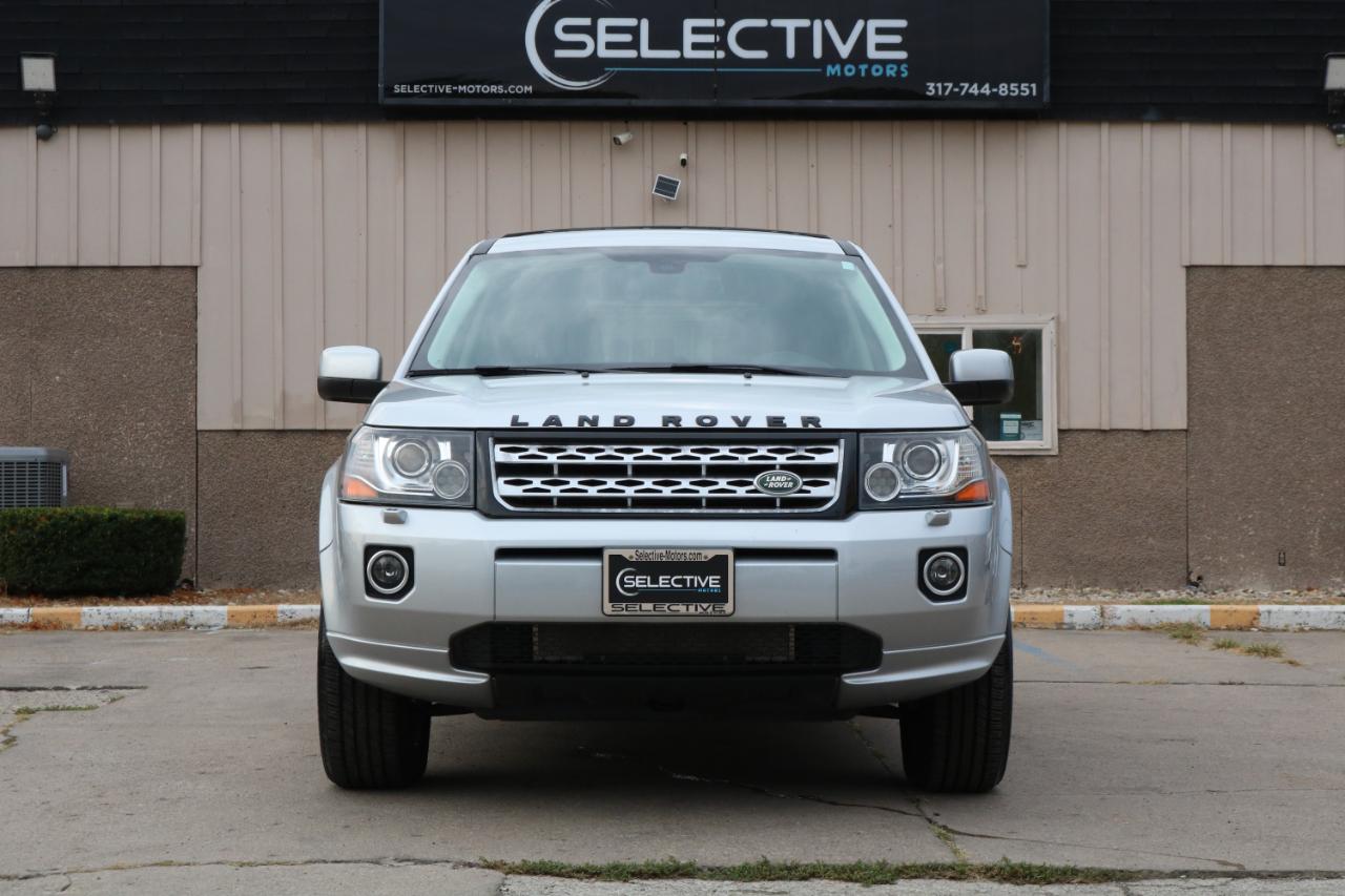 Land Rover LR2 photo 2