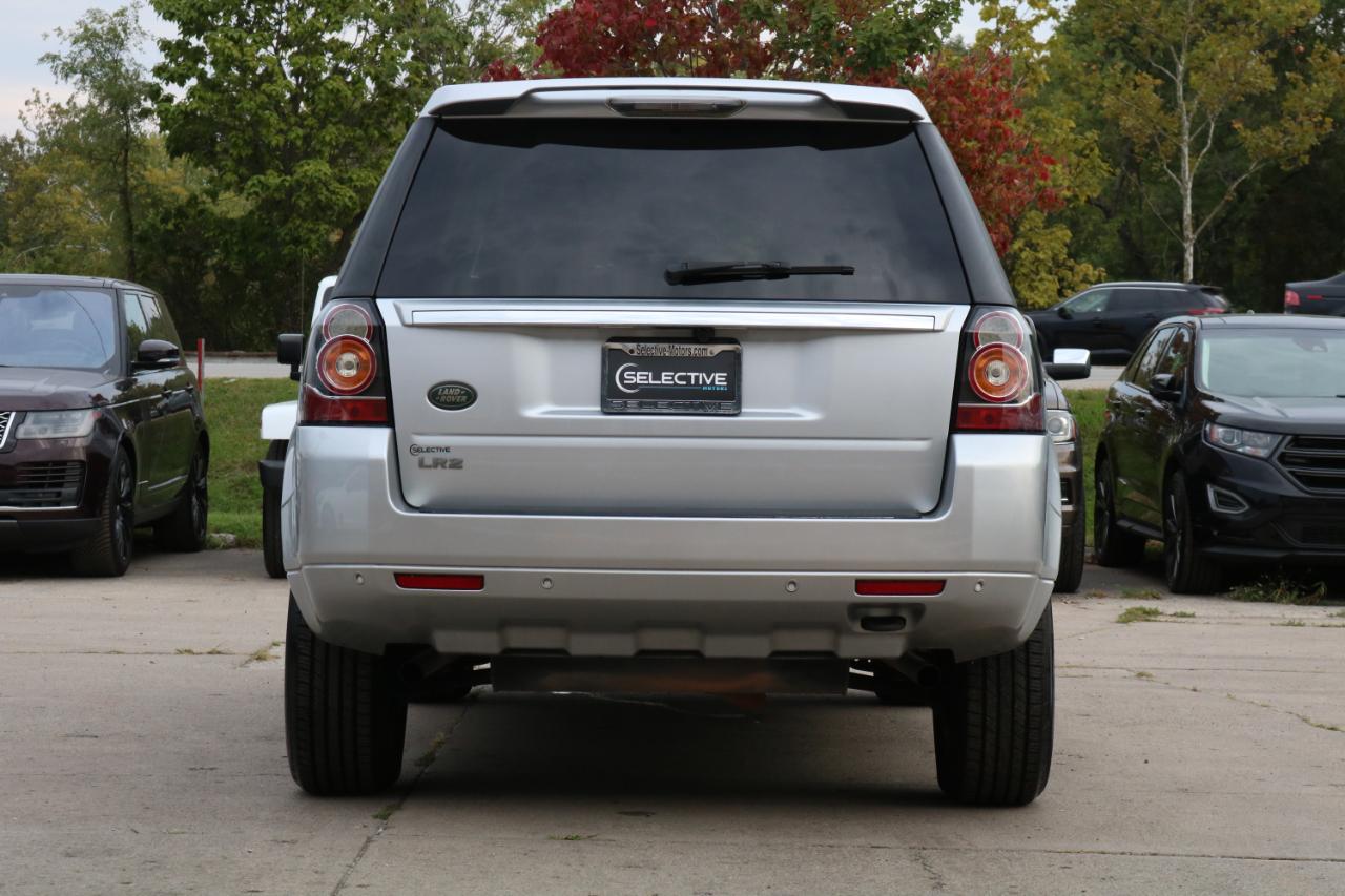 Land Rover LR2 photo 7