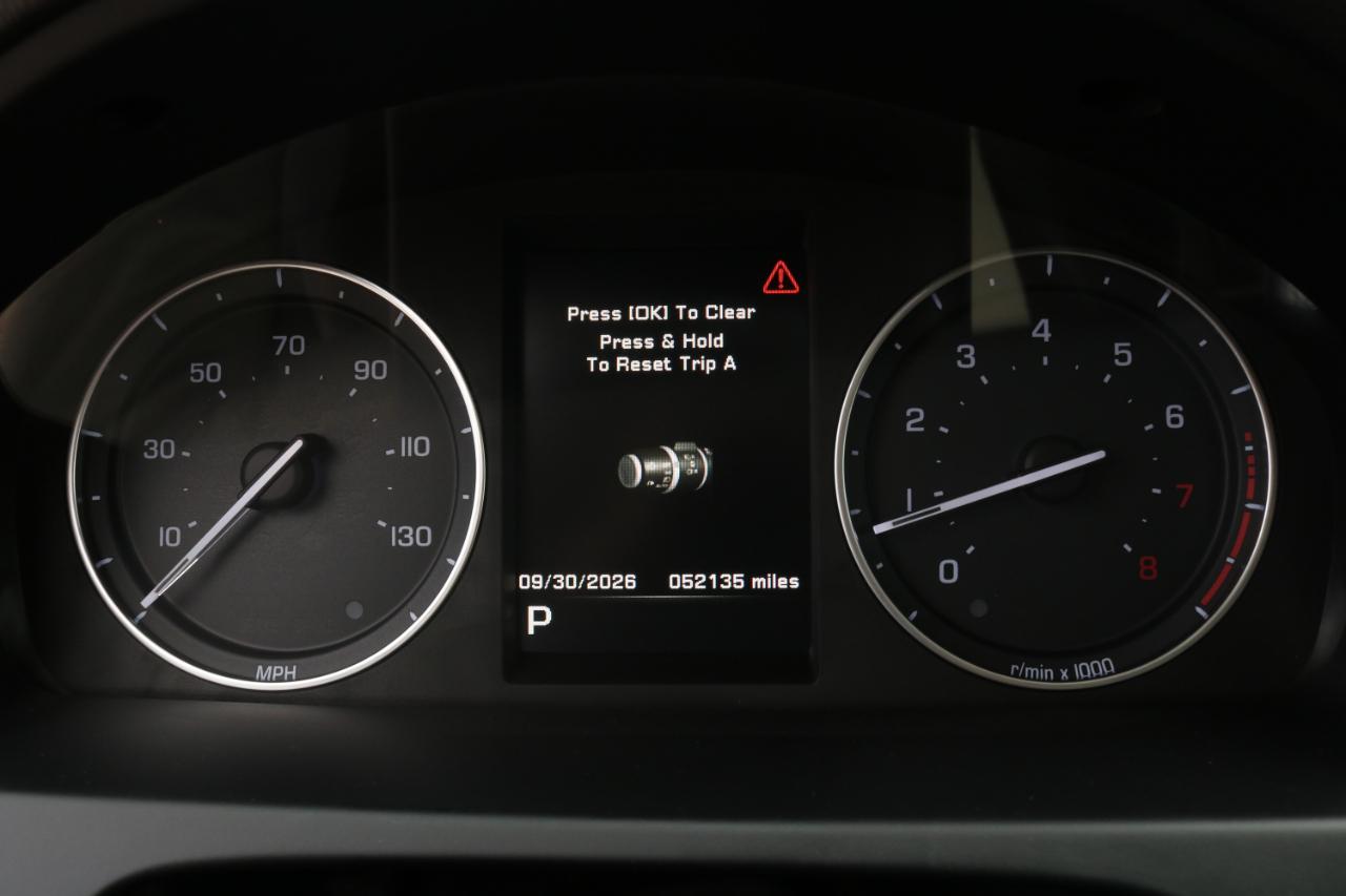 Land Rover LR2 photo 21