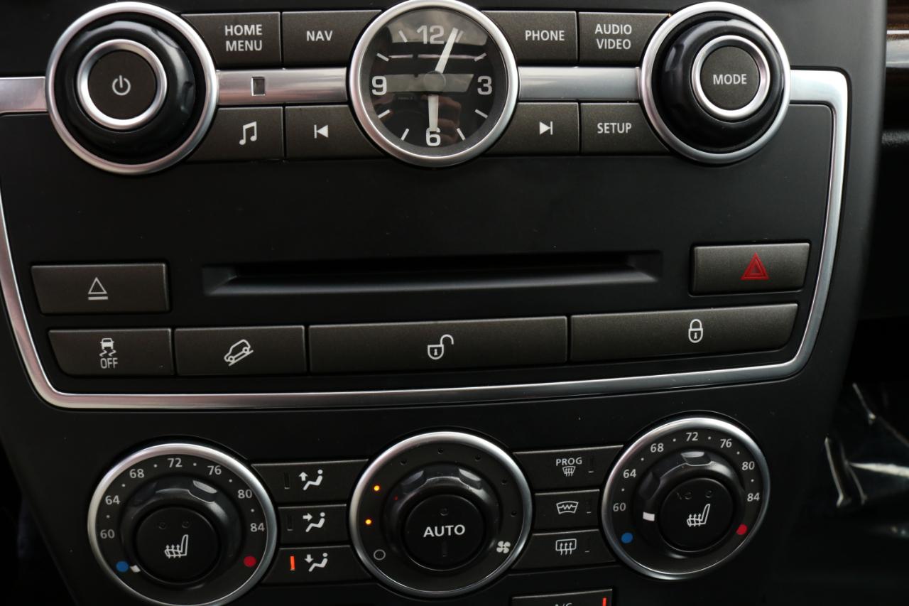 Land Rover LR2 photo 26