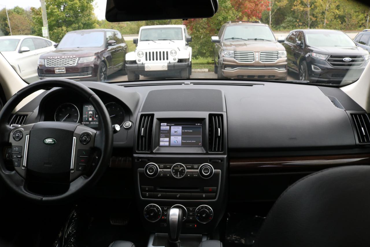 Land Rover LR2 photo 36