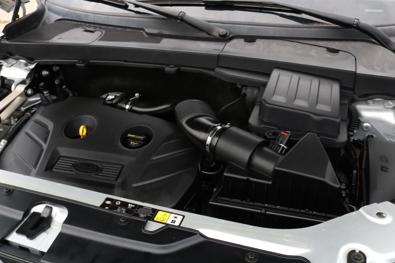 Land Rover LR2 photo 43
