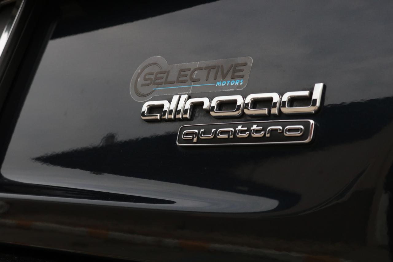 Audi A4 allroad photo 12