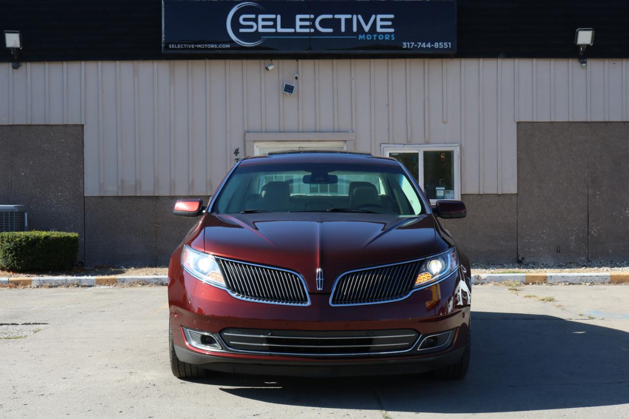 Lincoln MKS photo 2