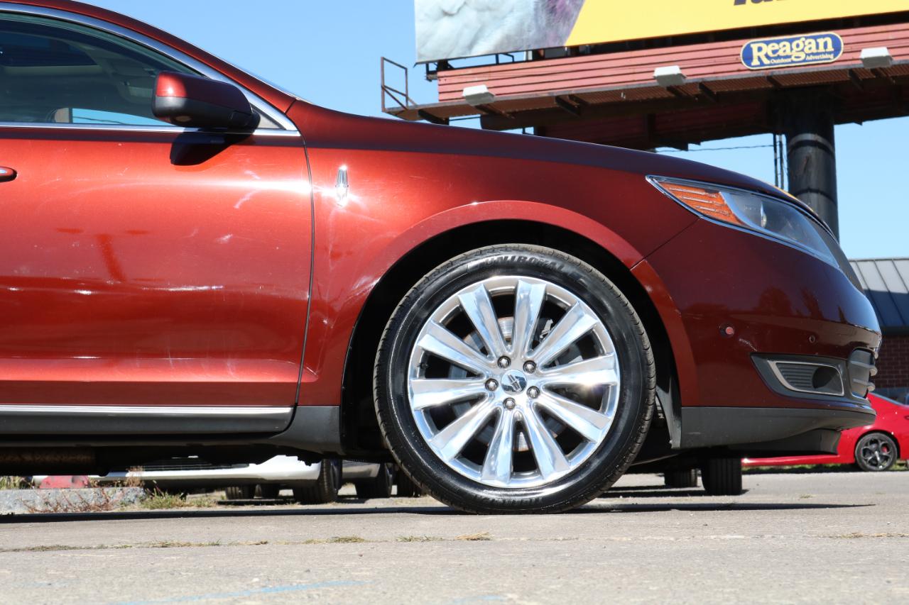 Lincoln MKS photo 6