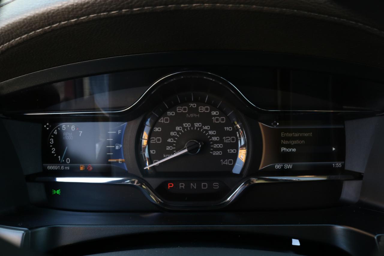 Lincoln MKS photo 23