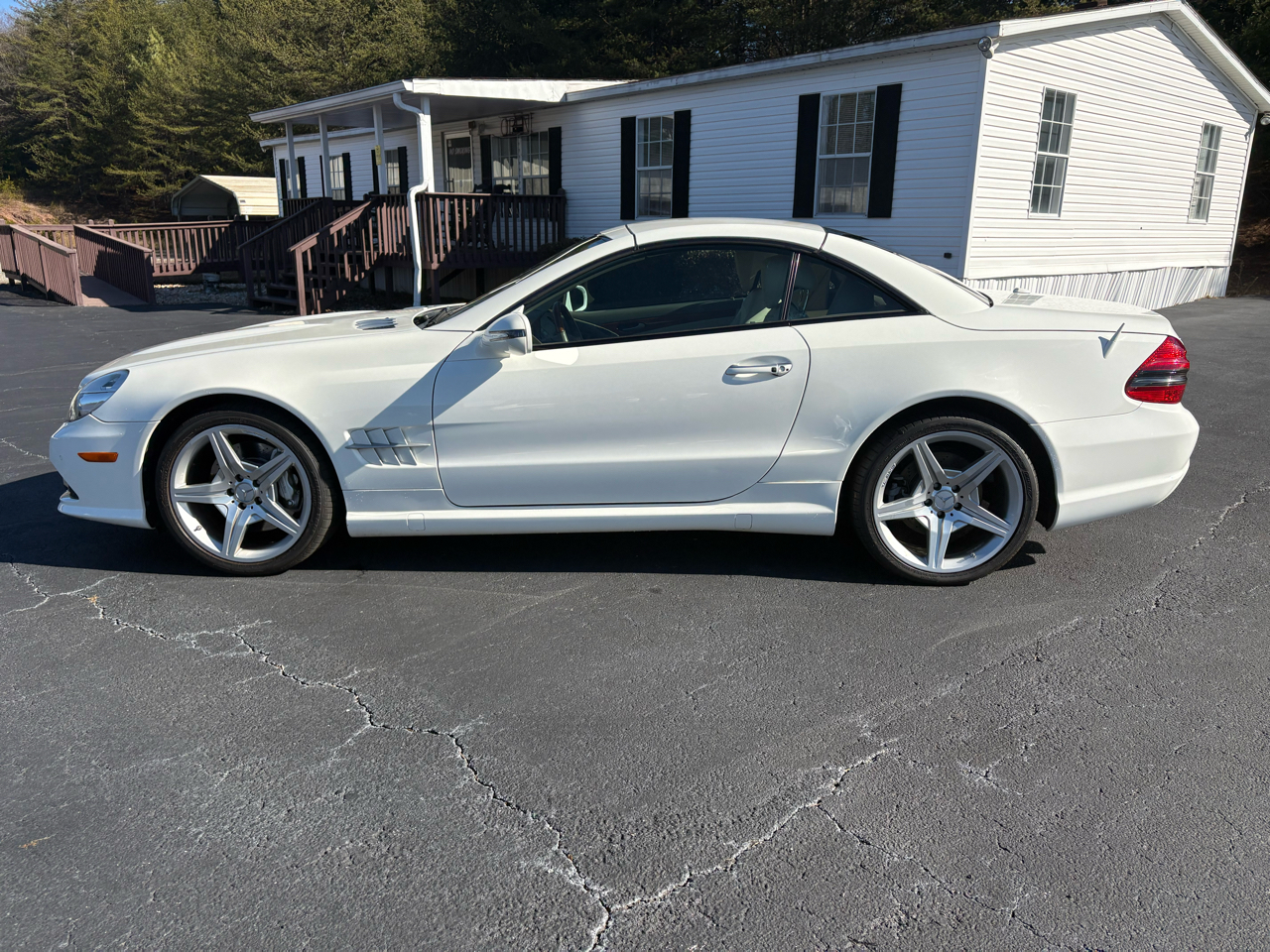 Mercedes-Benz SL-Class SL550 2009