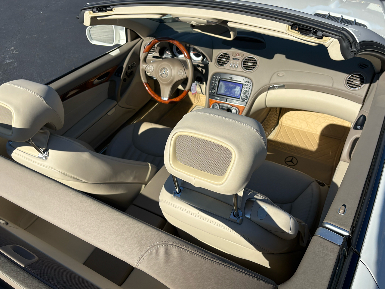 Mercedes-Benz SL-Class SL550 2009