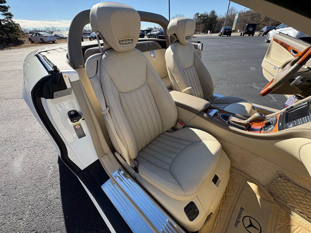 Mercedes-Benz SL-Class SL550 2009