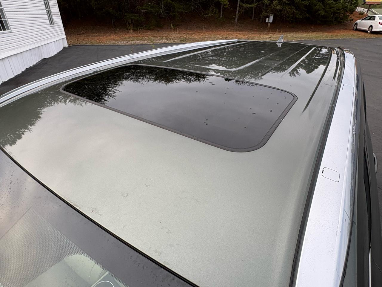 Toyota Highlander XLE FWD V6 2019