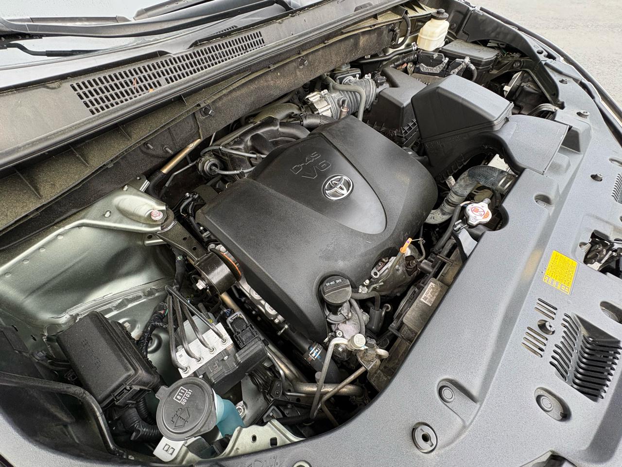 Toyota Highlander XLE FWD V6 2019