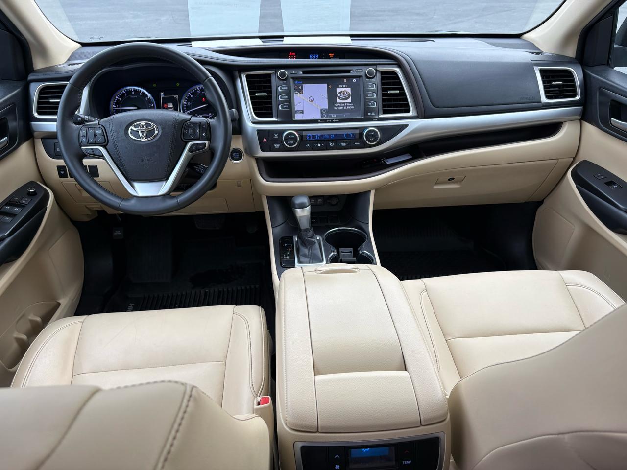 Toyota Highlander XLE FWD V6 2019