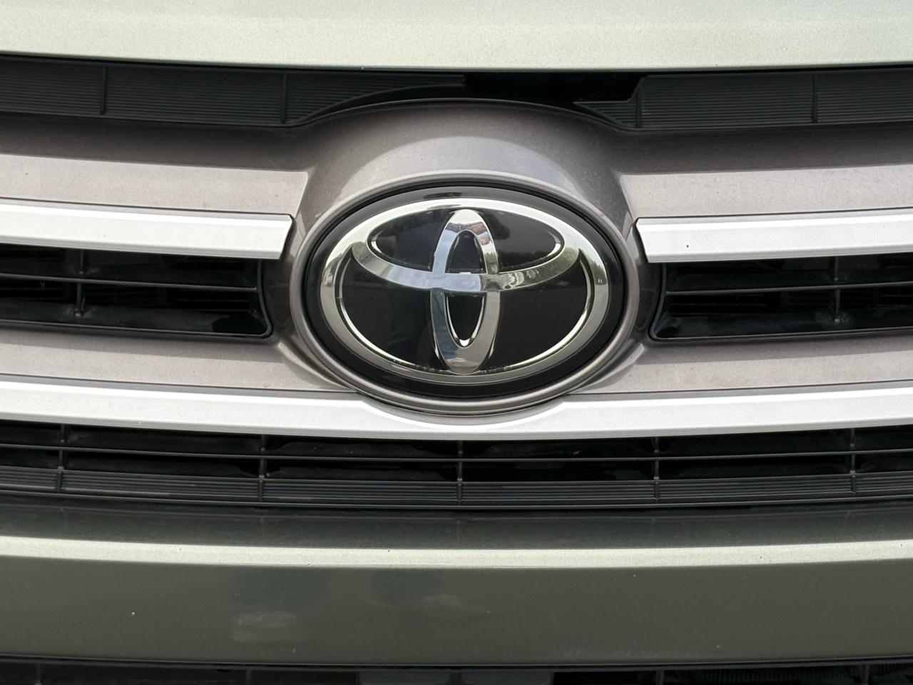 Toyota Highlander XLE FWD V6 2019