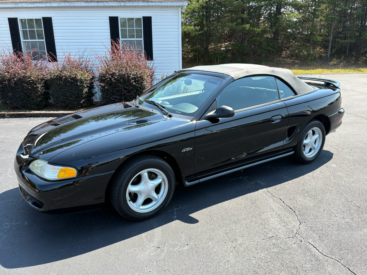 Ford Mustang GT convertible 1996 Ford Mustang GT convertible 1996