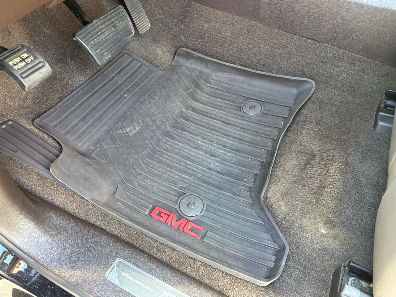 GMC Yukon Denali 4WD 2018 GMC Yukon Denali 4WD 2018