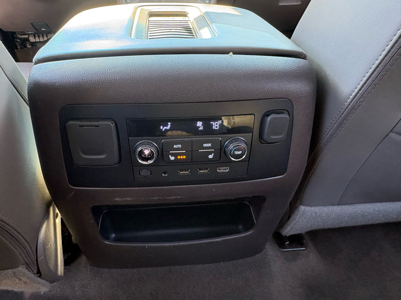 GMC Yukon Denali 4WD 2018 GMC Yukon Denali 4WD 2018