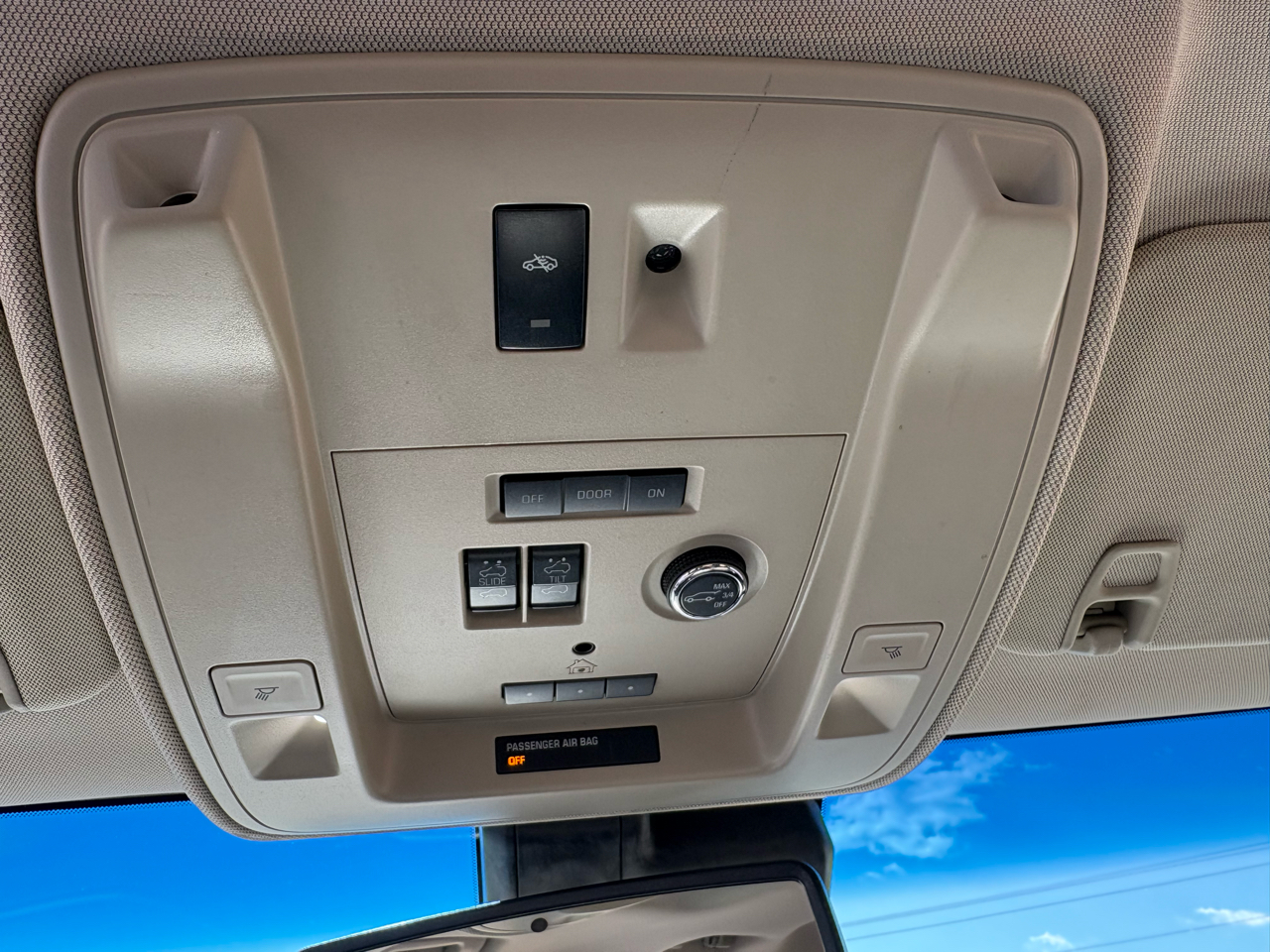 GMC Yukon Denali 4WD 2018 GMC Yukon Denali 4WD 2018