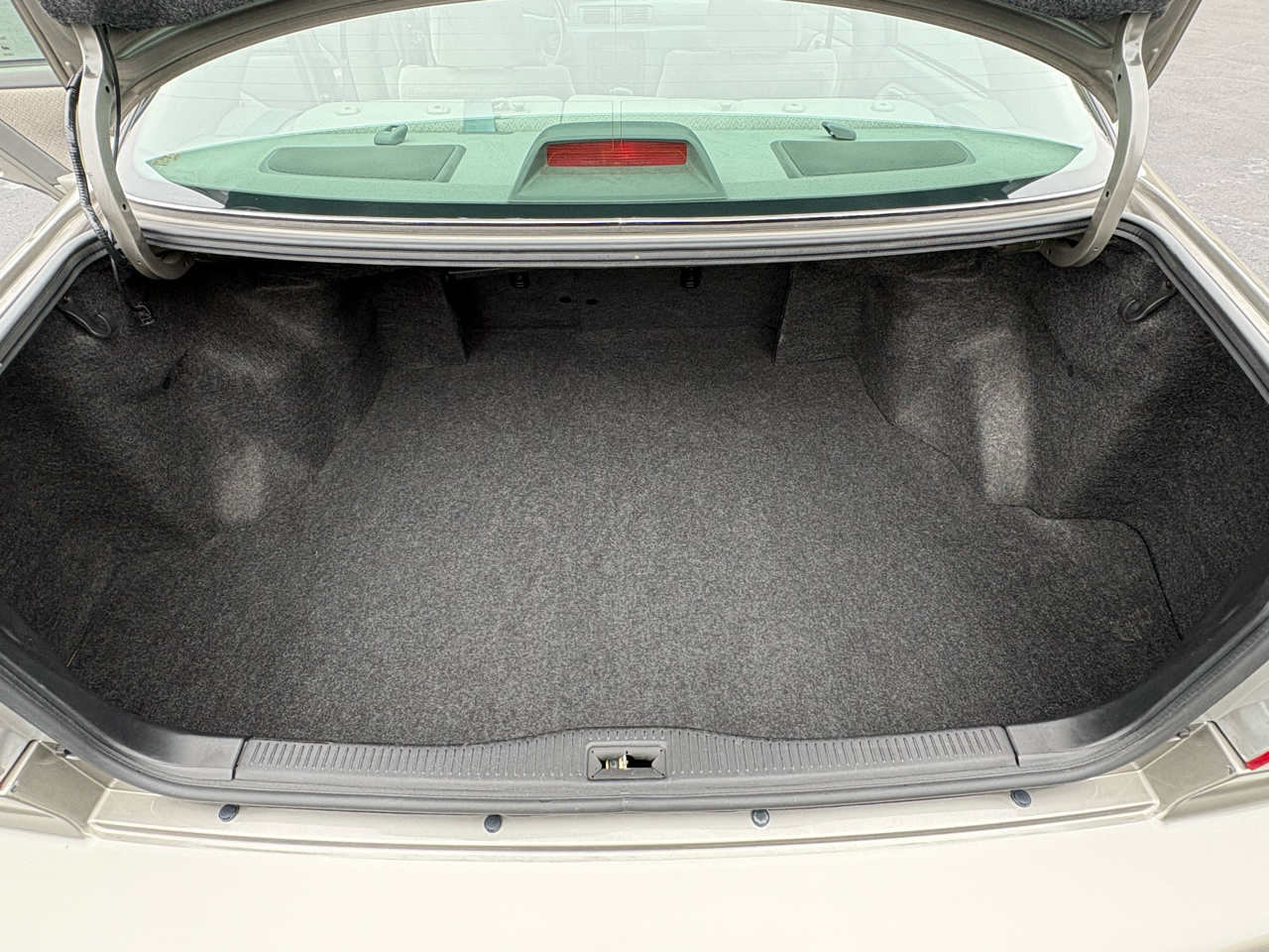 Toyota Camry LE 2000