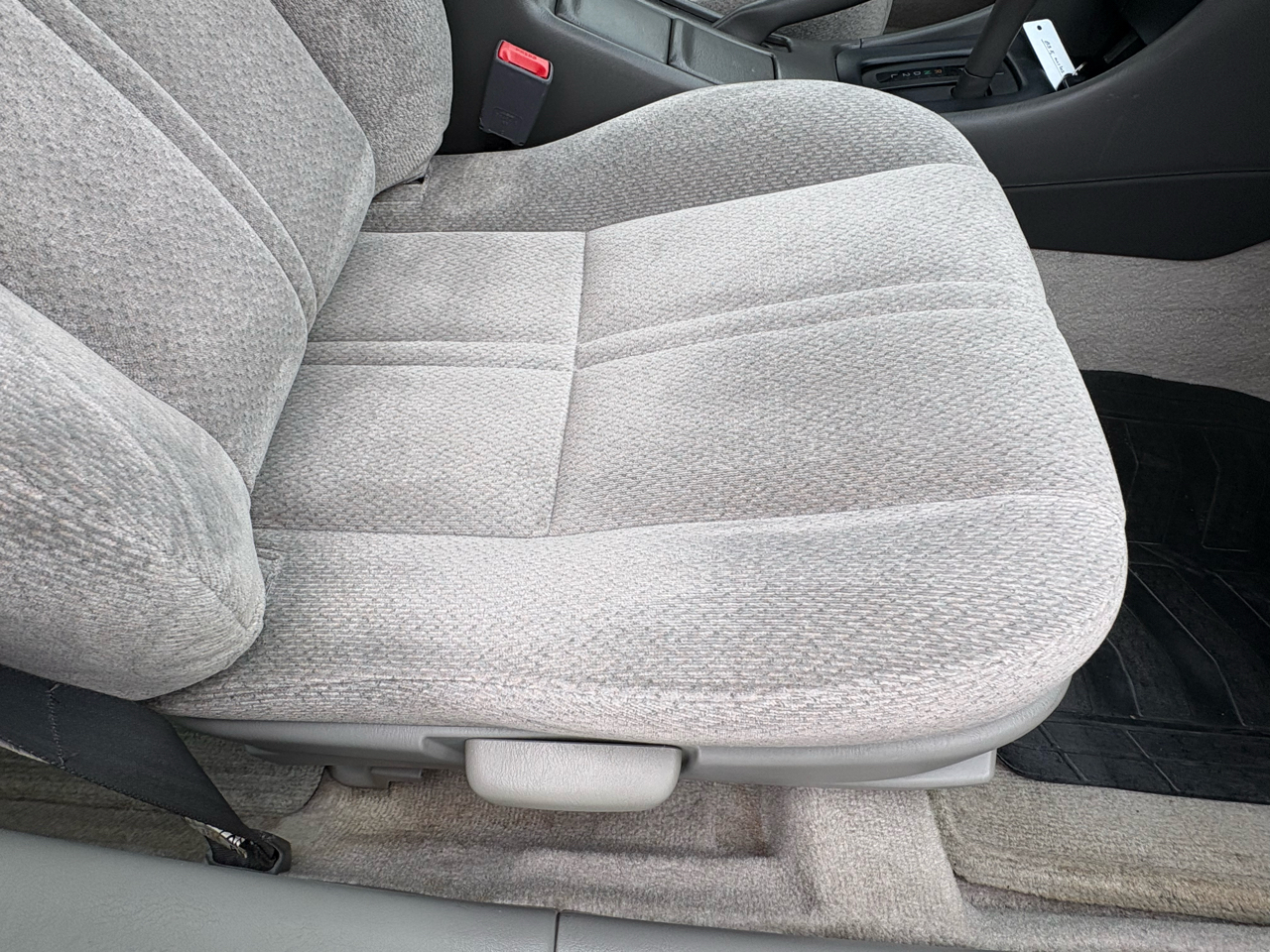 Toyota Camry LE 2000