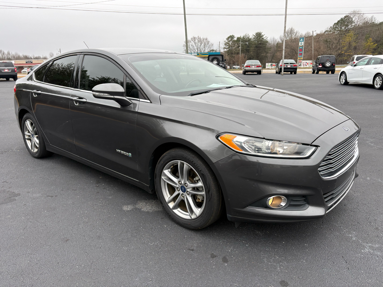 Ford Fusion Hybrid SE 2016