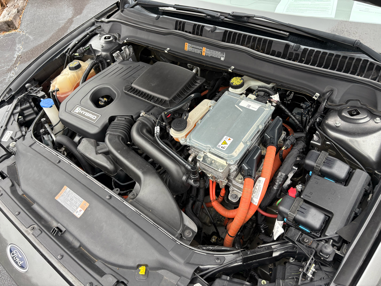 Ford Fusion Hybrid SE 2016