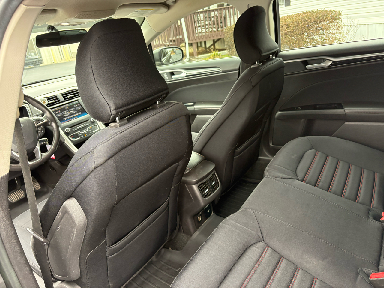 Ford Fusion Hybrid SE 2016