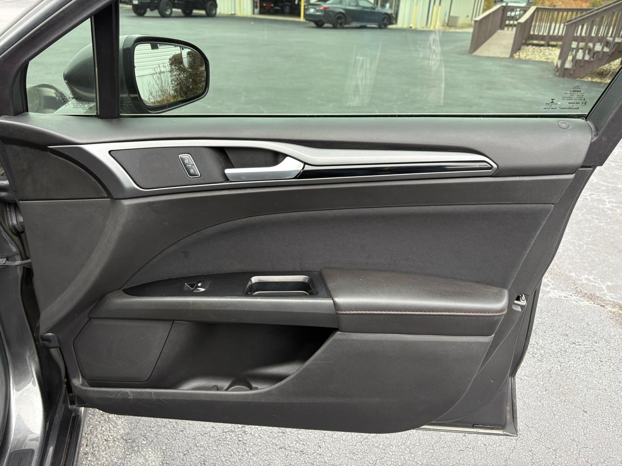 Ford Fusion Hybrid SE 2016