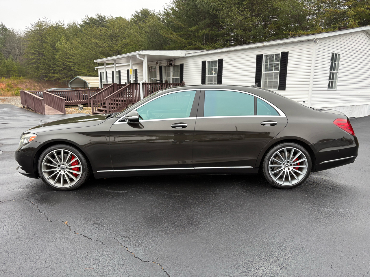 Mercedes-Benz S-Class S550 2015