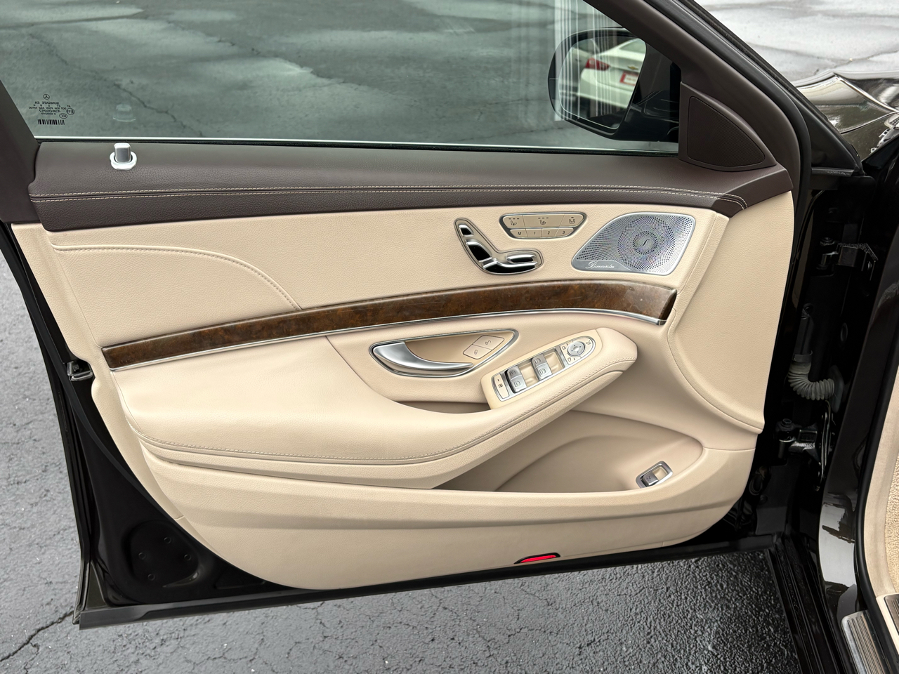 Mercedes-Benz S-Class S550 2015