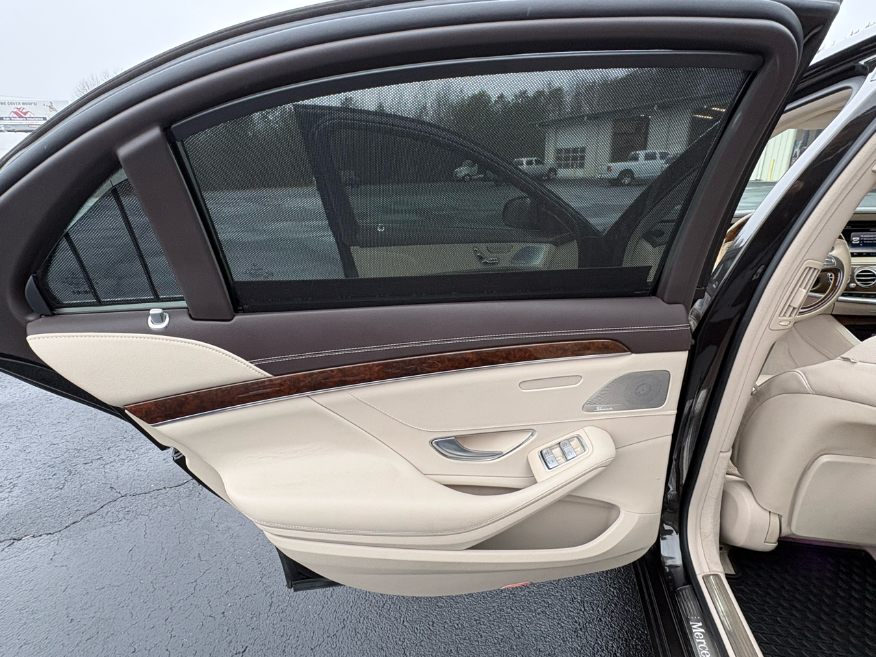 Mercedes-Benz S-Class S550 2015