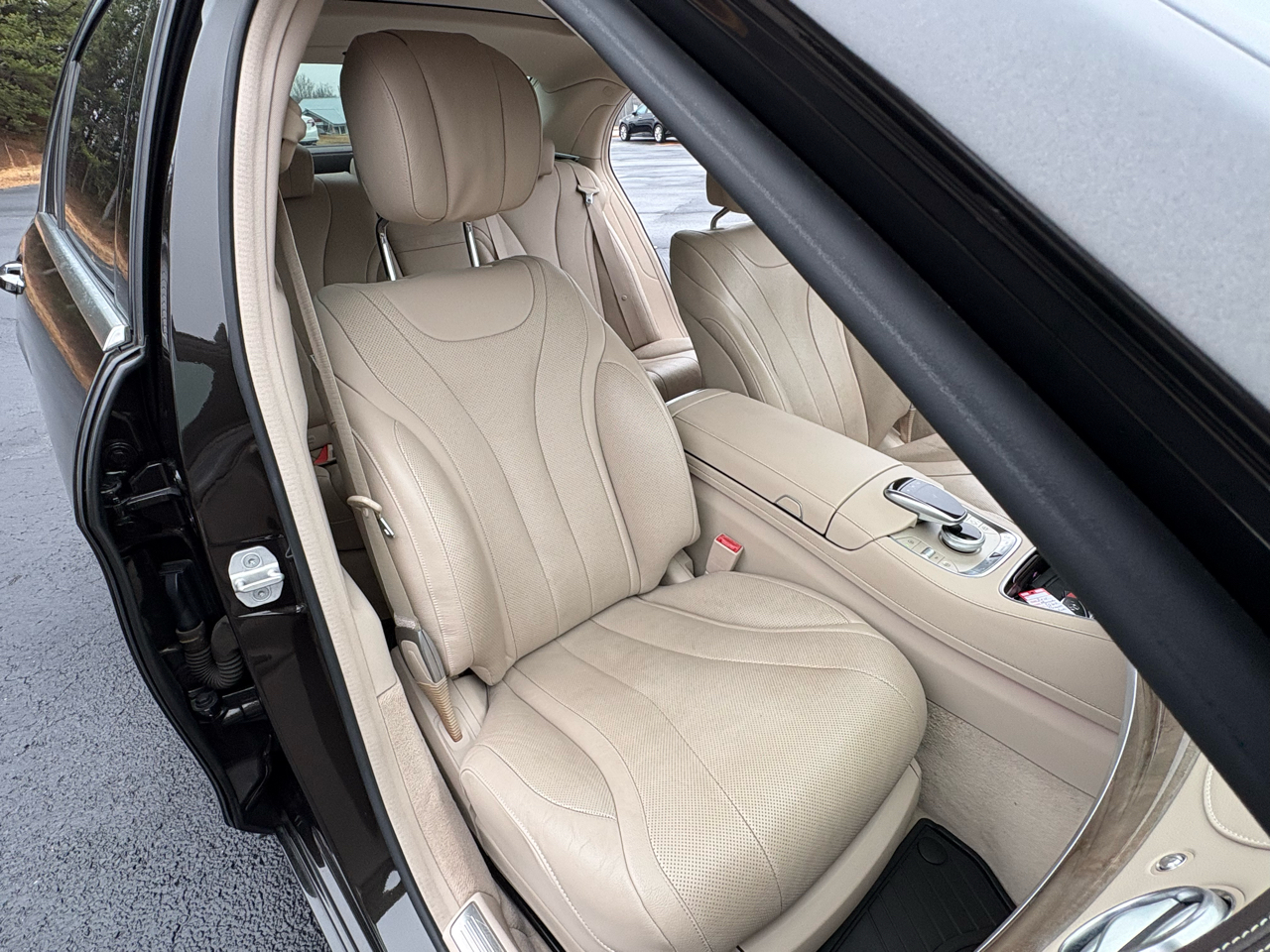 Mercedes-Benz S-Class S550 2015