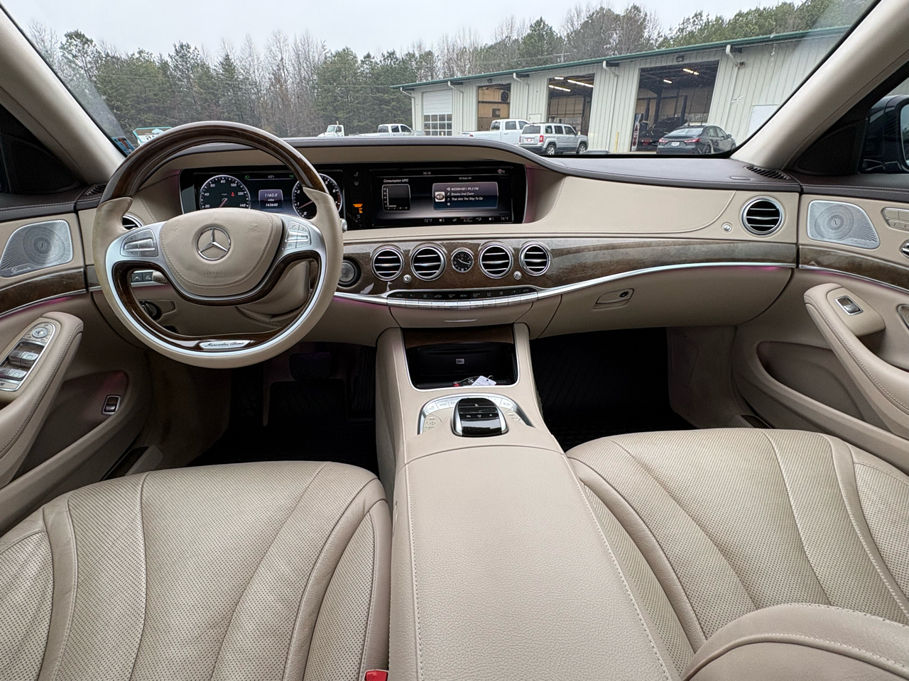 Mercedes-Benz S-Class S550 2015