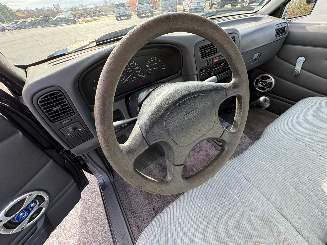 Nissan Pickup Reg. Cab 2WD 1995