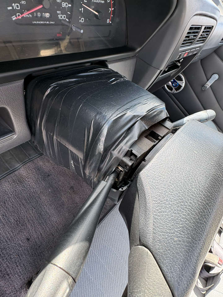 Nissan Pickup Reg. Cab 2WD 1995