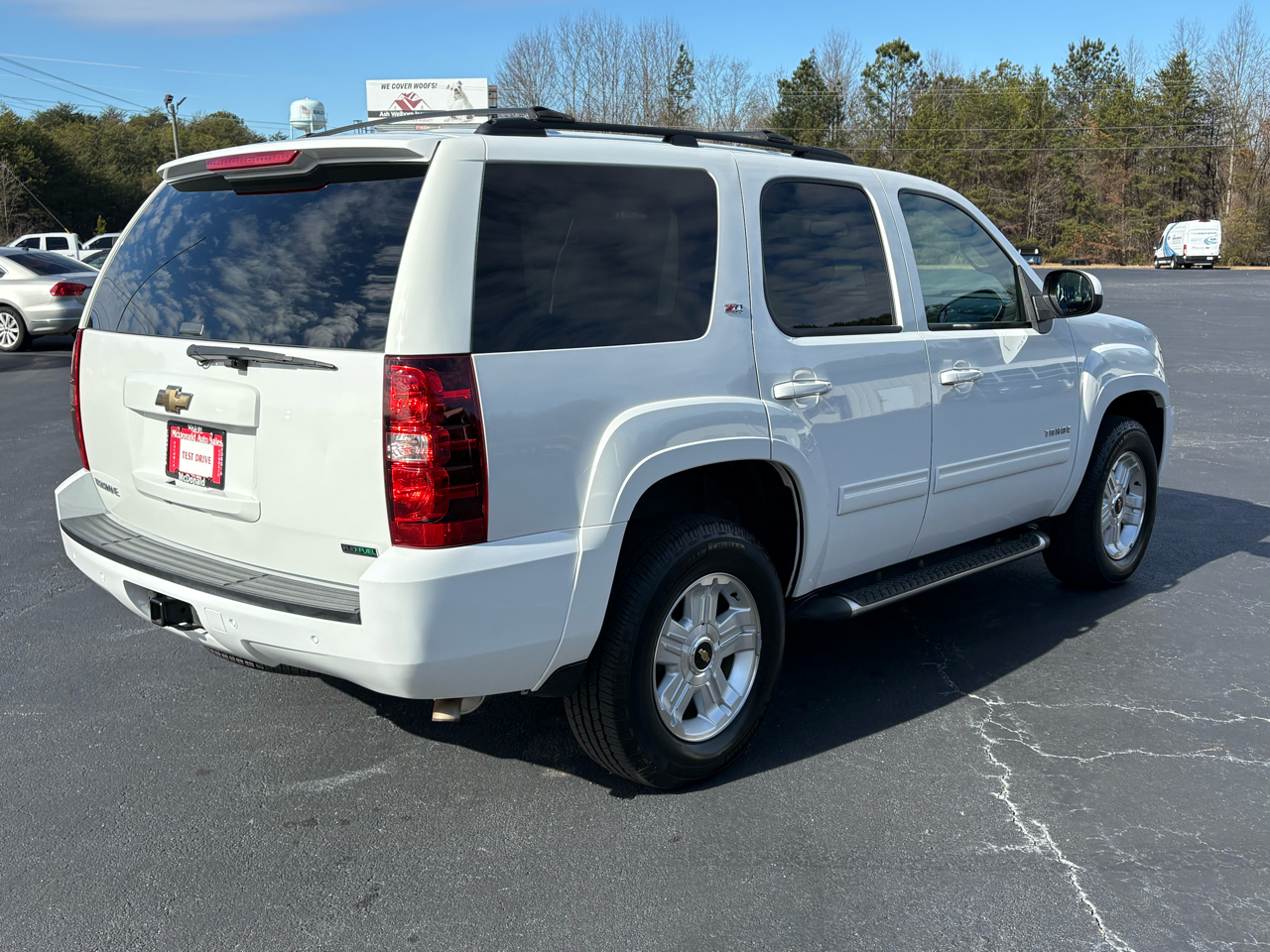 Chevrolet Tahoe  2011