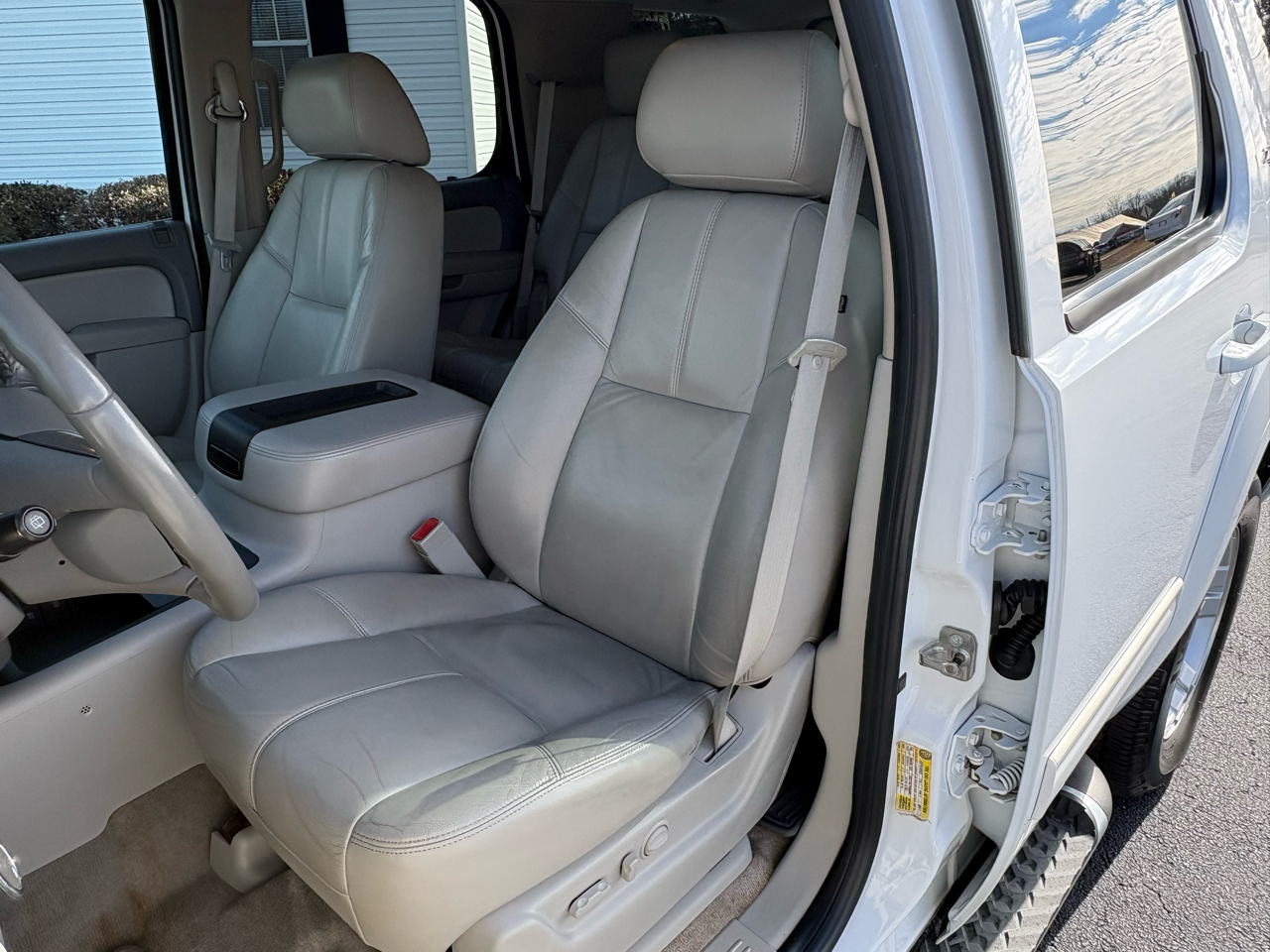 Chevrolet Tahoe  2011