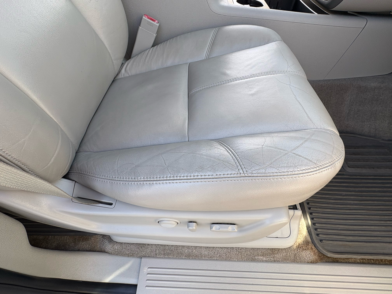 Chevrolet Tahoe  2011