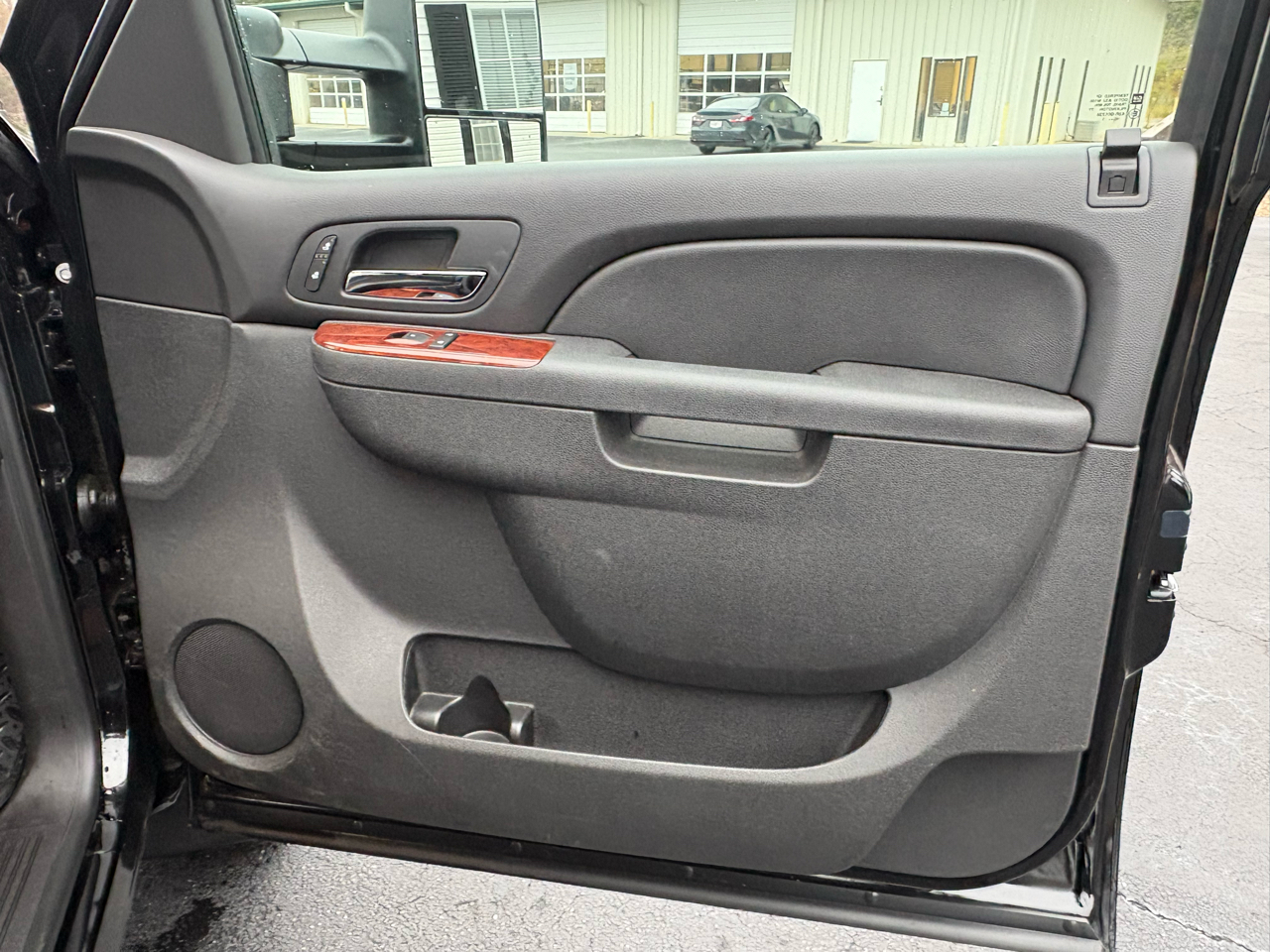 Chevrolet Silverado 1500 LTZ Ext. Cab 4WD 2011