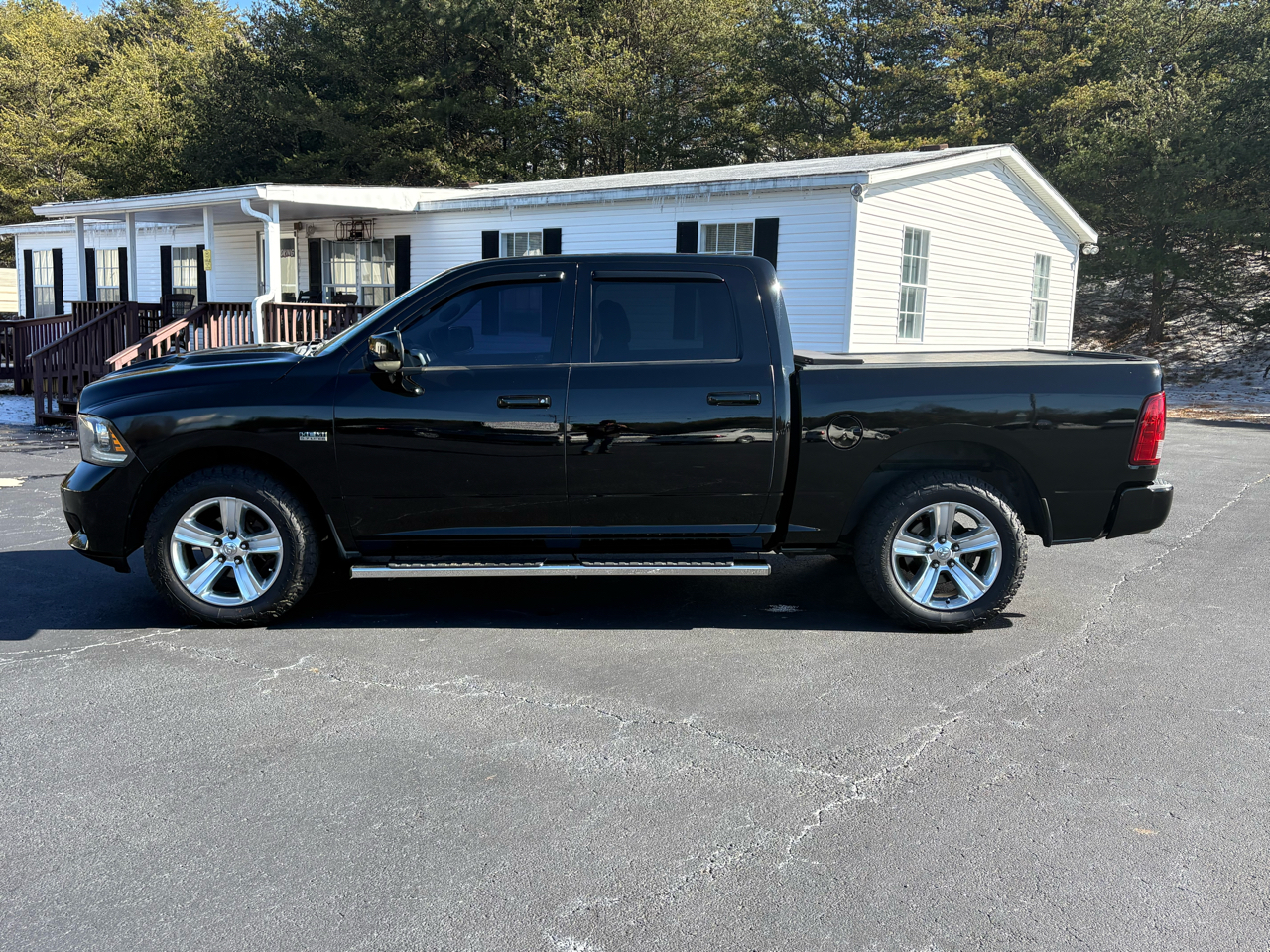 RAM 1500 Sport Crew Cab 4WD 2012