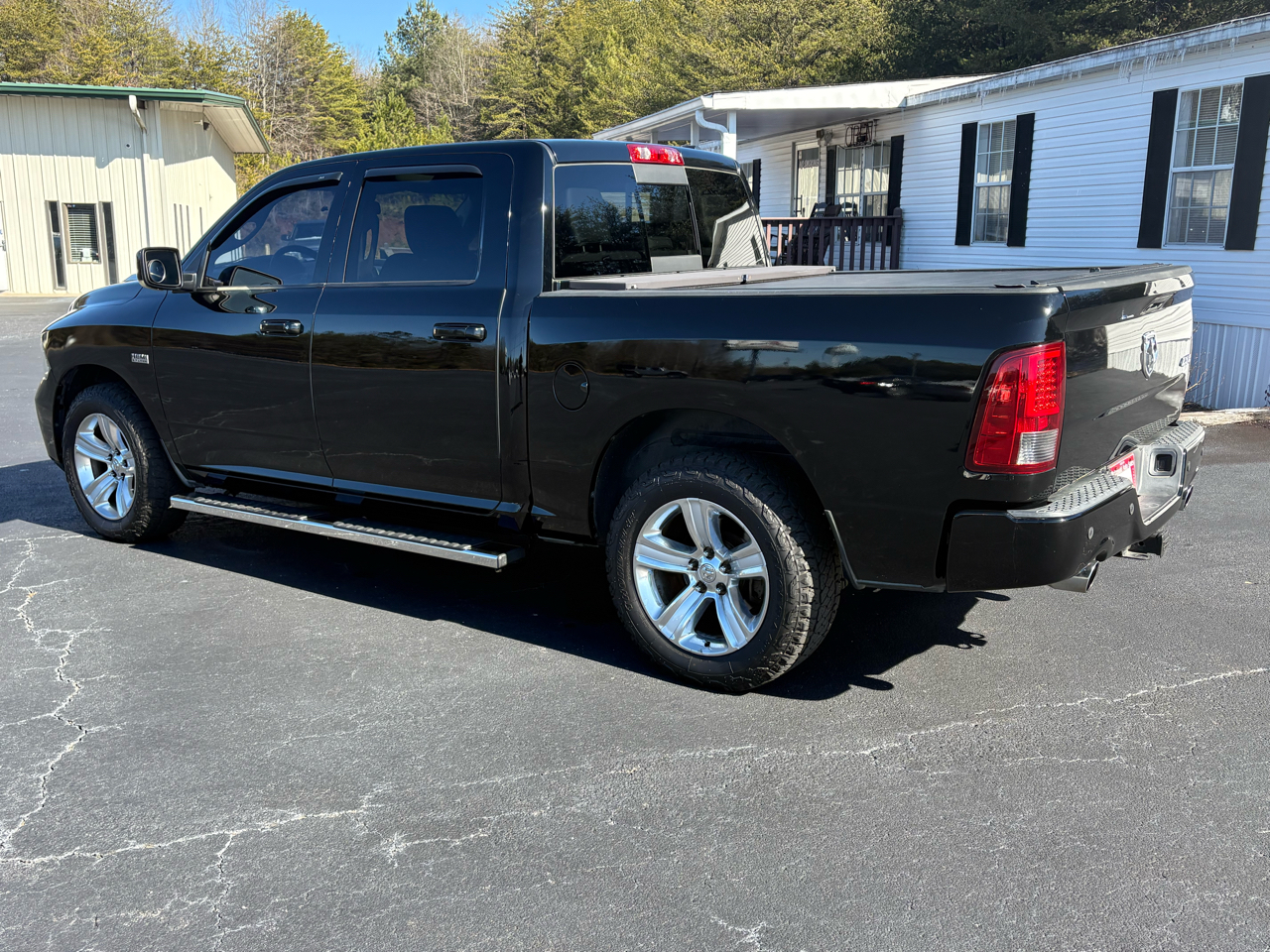 RAM 1500 Sport Crew Cab 4WD 2012