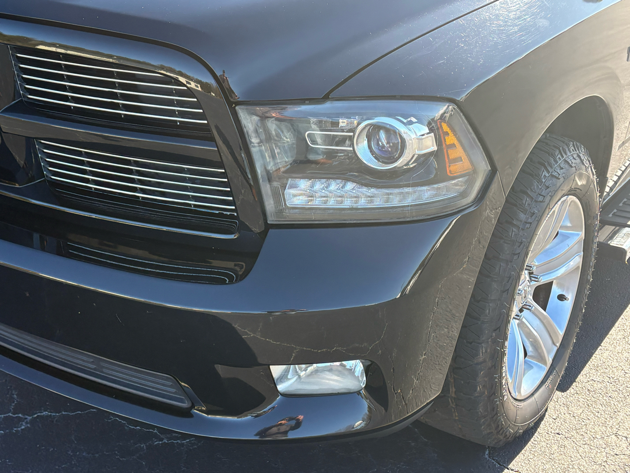 RAM 1500 Sport Crew Cab 4WD 2012