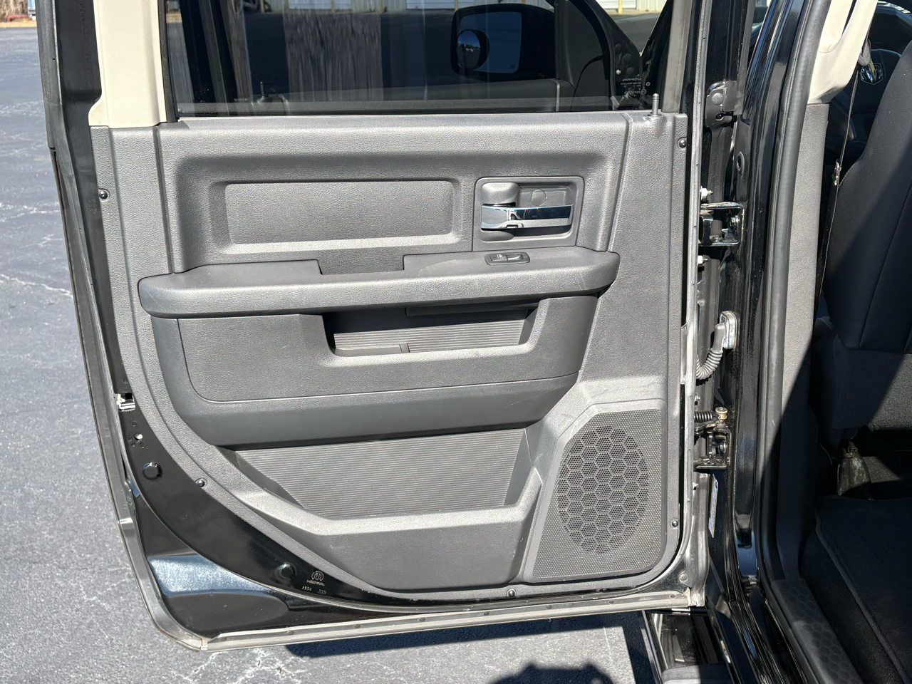 RAM 1500 Sport Crew Cab 4WD 2012