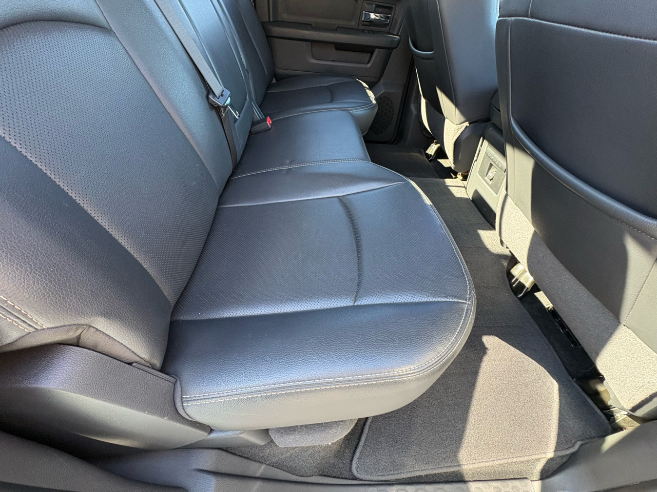 RAM 1500 Sport Crew Cab 4WD 2012