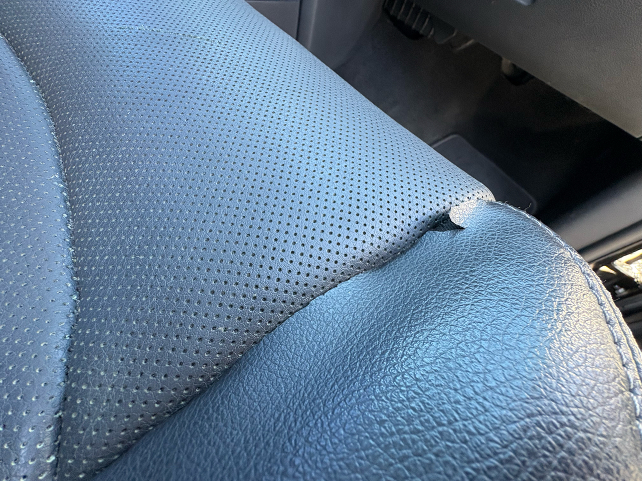 RAM 1500 Sport Crew Cab 4WD 2012